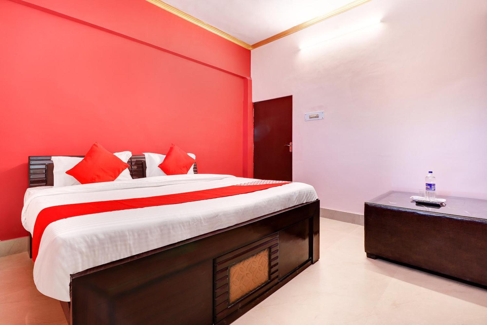Hotel O Star City Hotel Ayodhya エクステリア 写真
