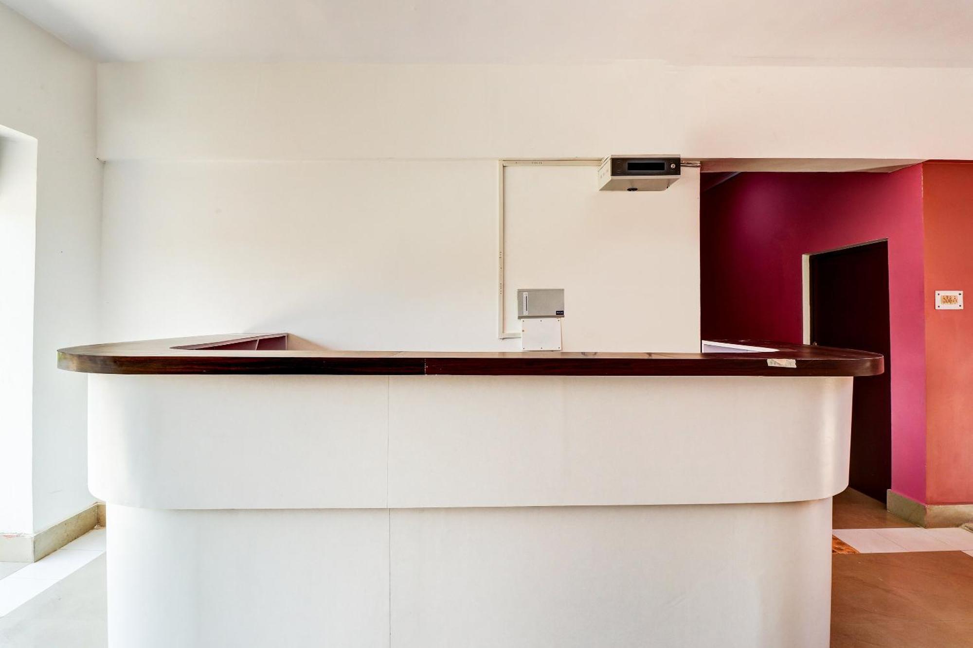 Hotel O Star City Hotel Ayodhya エクステリア 写真