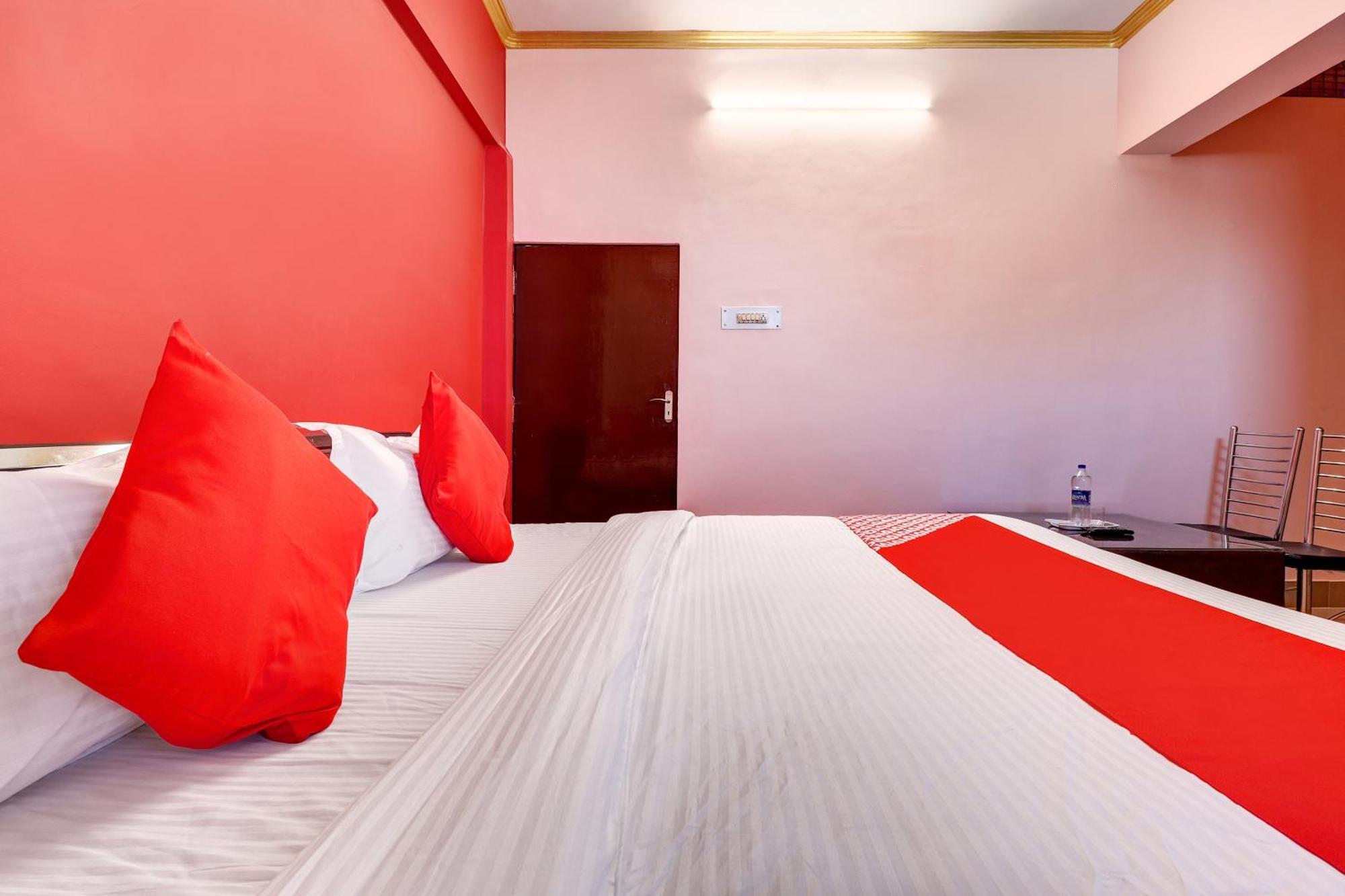 Hotel O Star City Hotel Ayodhya エクステリア 写真