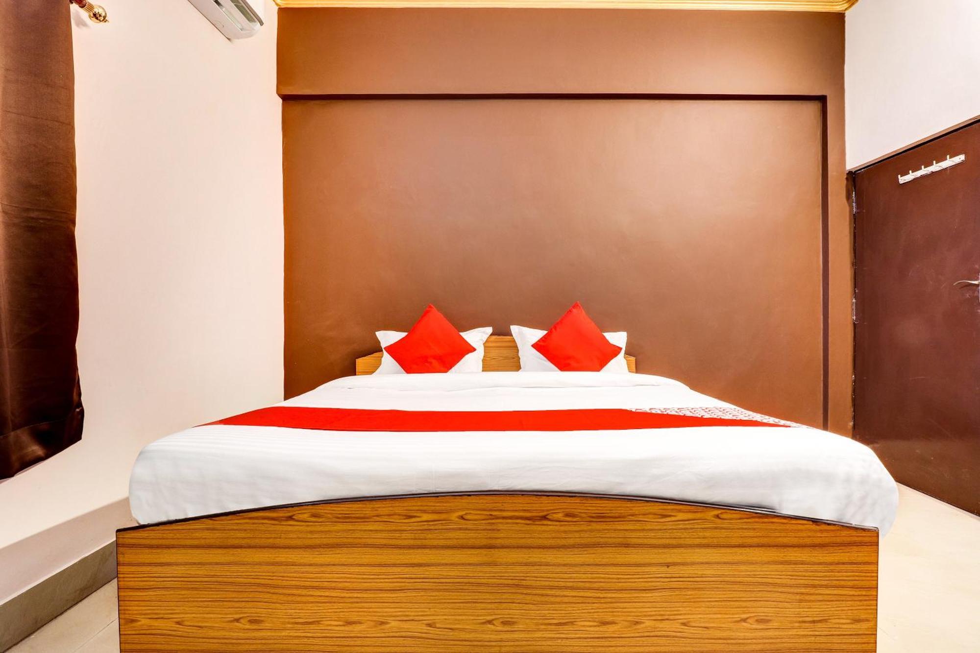 Hotel O Star City Hotel Ayodhya エクステリア 写真